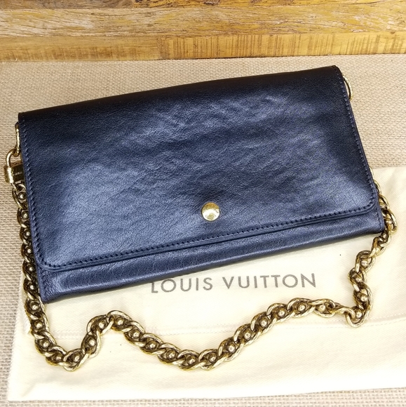 Louis Vuitton Handbags - Louis Vuitton Sarah Cuir Boudin in Noir Black NWT!